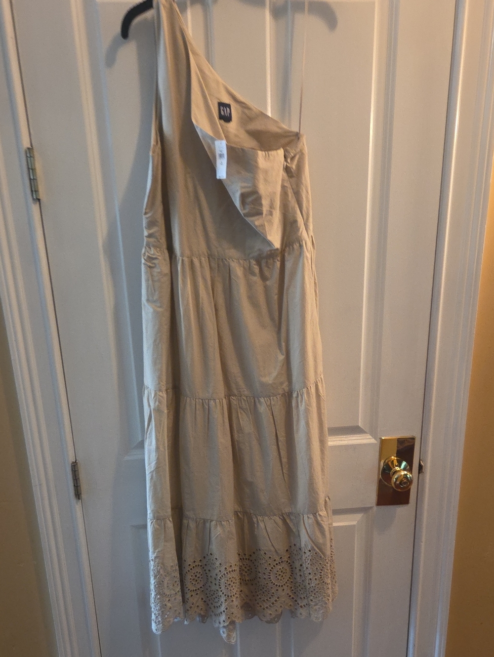 GAP One-Shoulder Tiered Dress in Light Tan with Eyelet Hem - 8 Tall